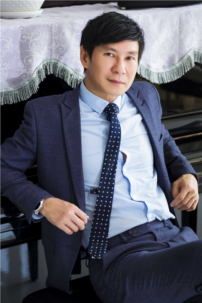 Figure 1 Chân dung chàng cay sỹ tài ba Lý Hải