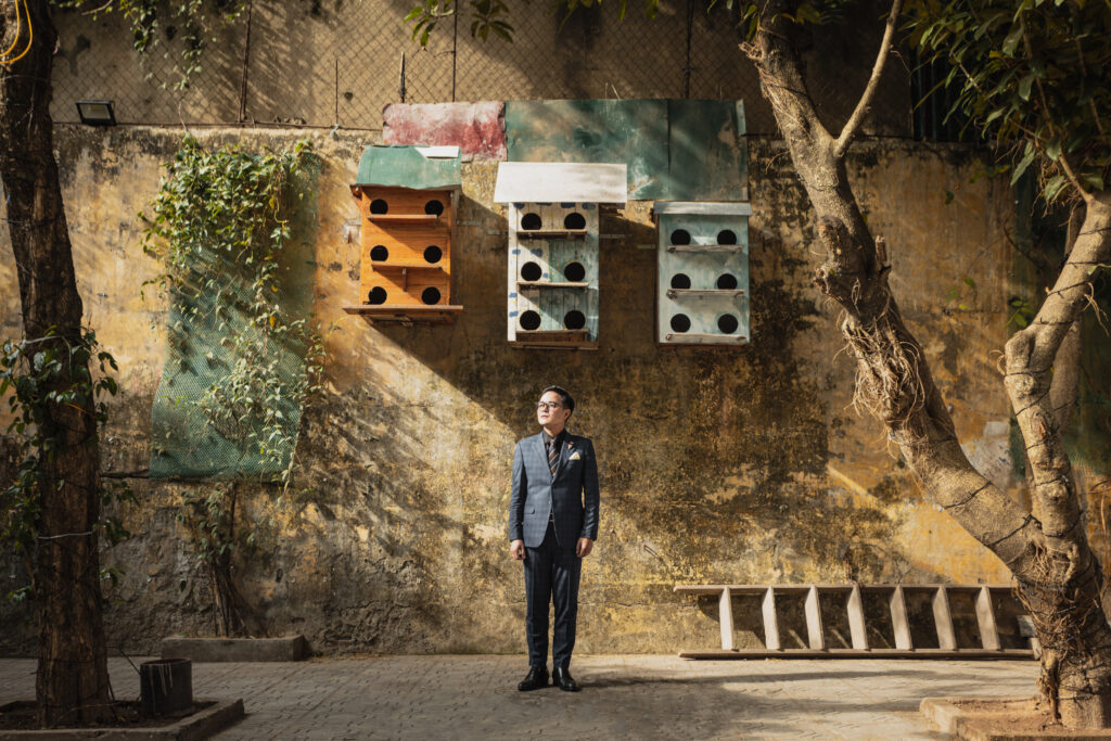 Rất nhiều chi tiết thú vị cả về cảnh và lời ca đã được ca sĩ Nguyễn Xuân Tuấn Dương chắt lọc lên kịch bản quay hát, rồi lựa chọn kỹ lưỡng từng phân cảnh để đưa vào.