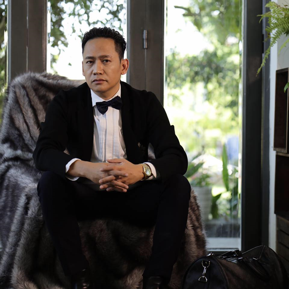 Figure 1 Chân dung ca sĩ Duy Mạnh